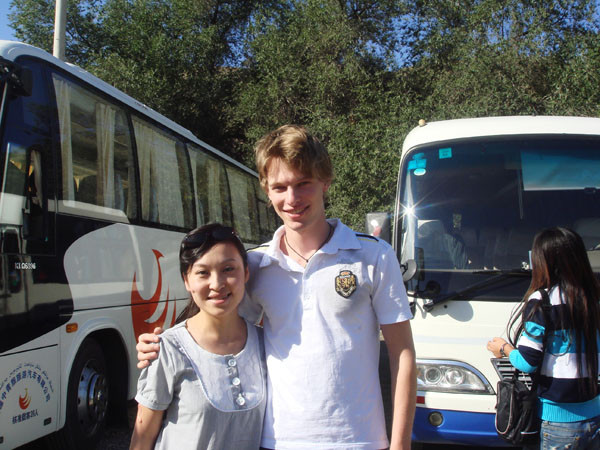 天池路上偶遇德国帅哥 - myphoto - 户外资料网