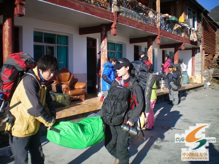 挑战巅峰 中国地质大学山铭志俱乐部10年攀登