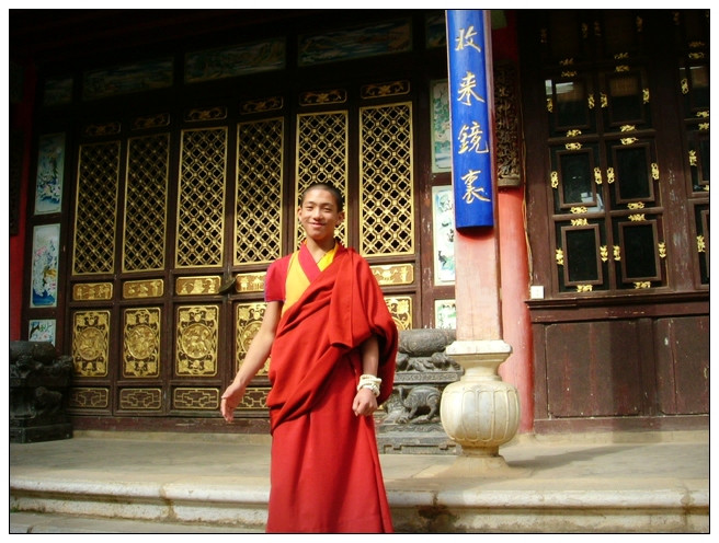 33946561_12727703470l63.jpg!t1w1500h1500