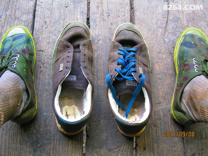 2011_09_01四只鞋,四条江,不爱后货架(2700张