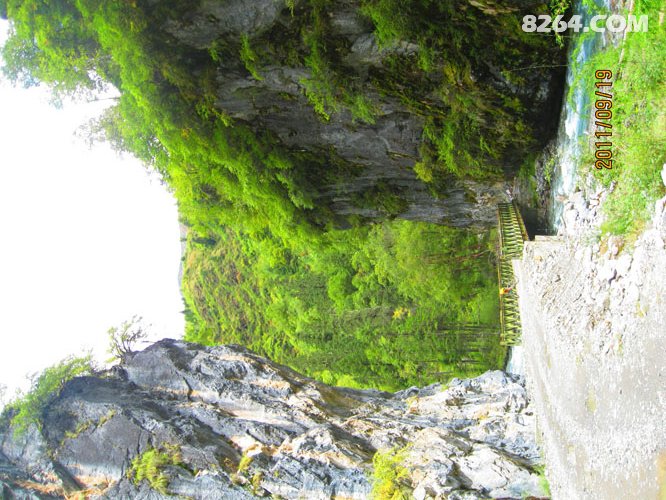 2011_09_01四只鞋,四条江,不爱后货架(2700张