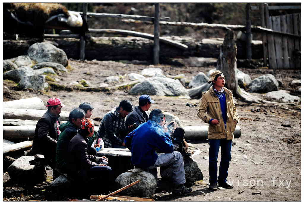 天堂与<em>地狱</em>之间的风景--四<em>姑娘</em>山<em>穿越记</em> - 第1页