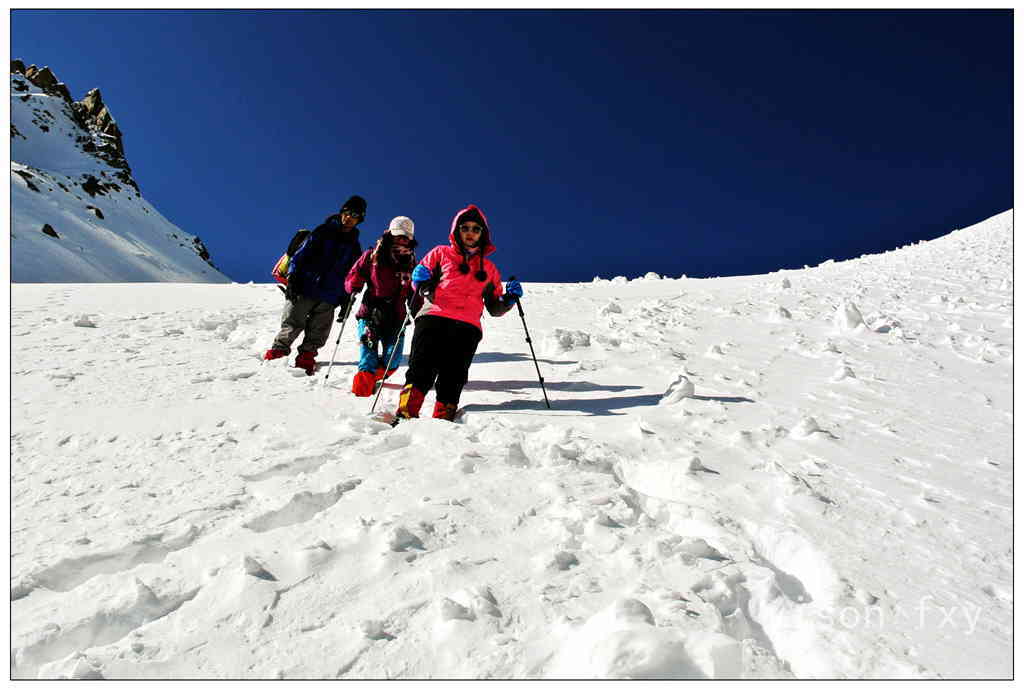 天堂与<em>地狱</em>之间的风景--四<em>姑娘</em>山<em>穿越记</em> - 第1页