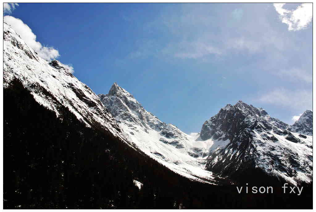 天堂与<em>地狱</em>之间的风景--四<em>姑娘</em>山<em>穿越记</em> - 第1页