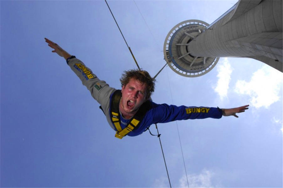 澳门塔233米最高商业蹦极,玩的是心跳。 - 第1