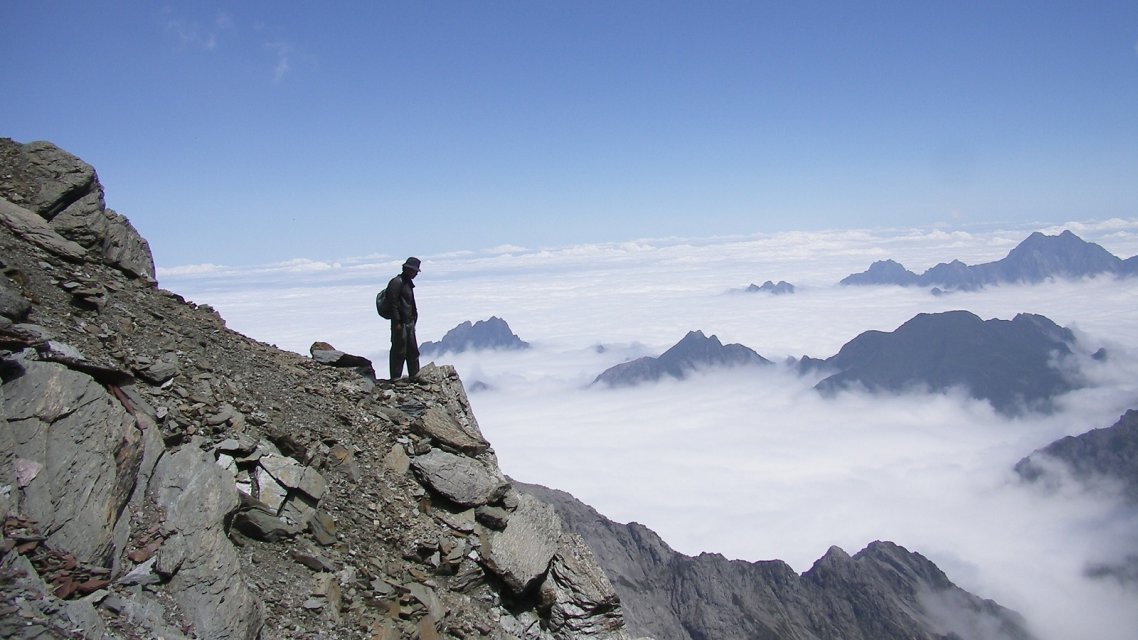 狮子王峰 - 户外资料网8264.com