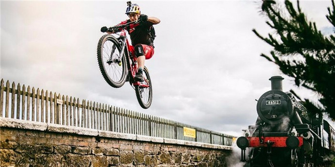 �������˶�����������������𣿿���������