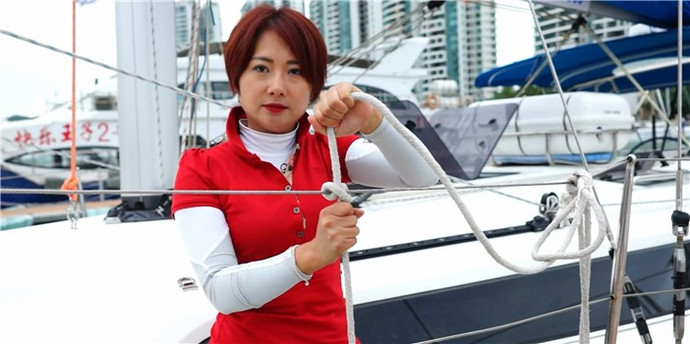 �������˶�����1�� ��ת��������ѧ���ڷ����ϳ������