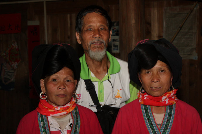 摩登土著人--180天环国骑车探访少数民族之旅