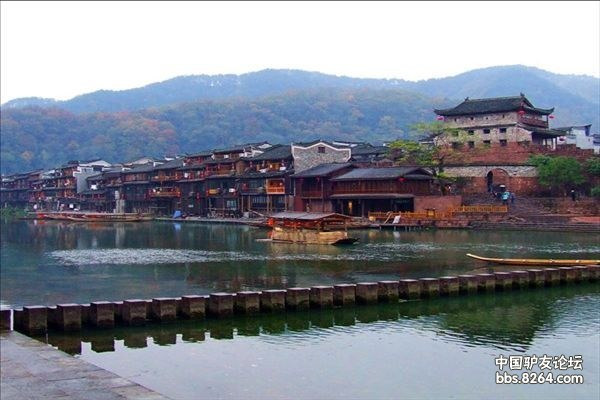 长沙到凤凰的汽车 坐汽车游凤凰 - 第1页