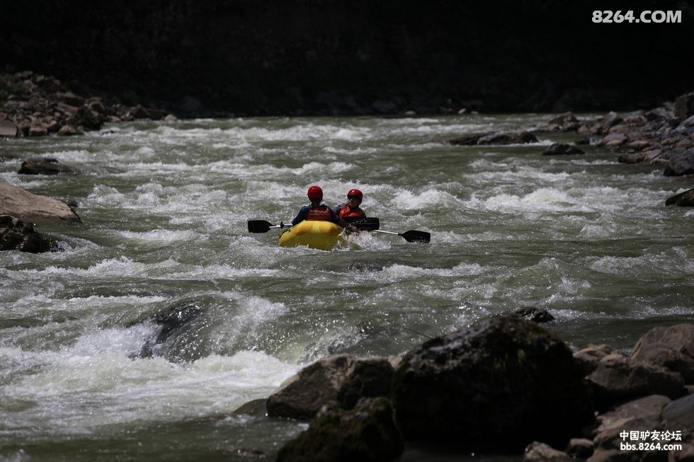 乱石穿空,惊涛拍岸,卷起千堆雪--野漂清江大峡