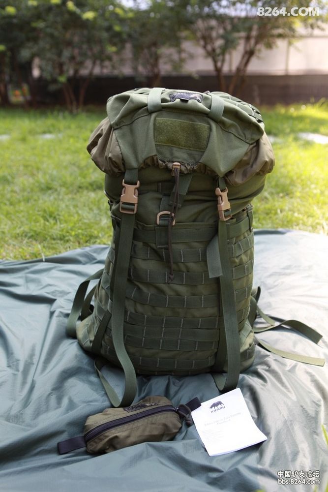 皮糙肉厚,再出几个犀牛Kifaru的大包,有军绿色