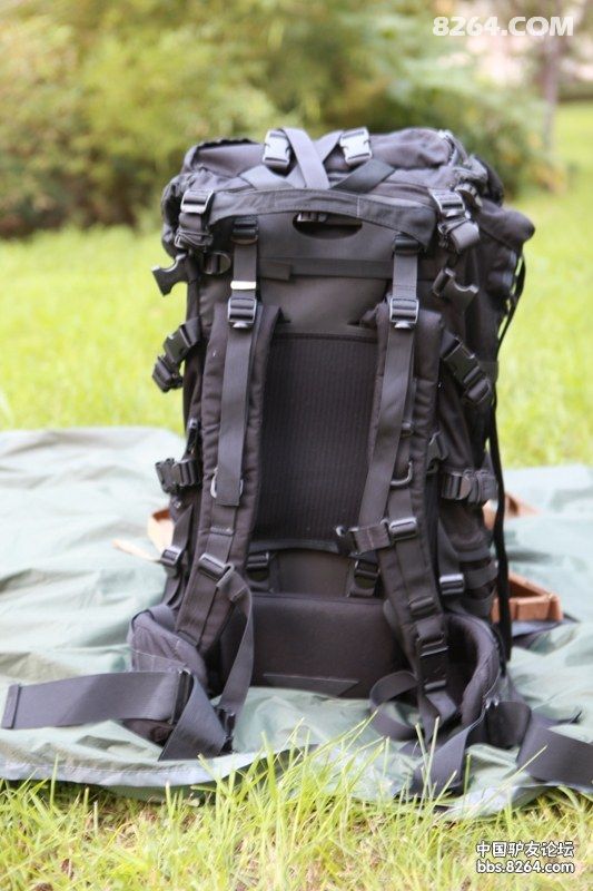 皮糙肉厚,再出几个犀牛Kifaru的大包,有军绿色