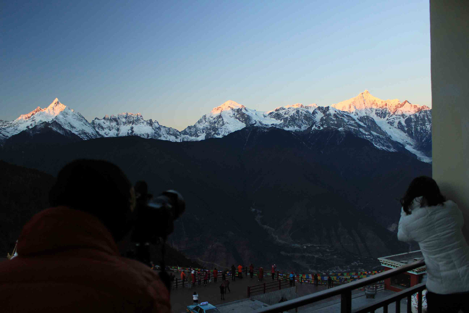 一个人的孤芳自赏旅行---丽江、梅里雨崩、、尼