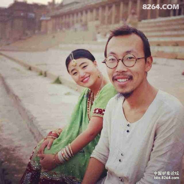 更新印度纪录片!骑摩托车载着爱人去非洲追逐