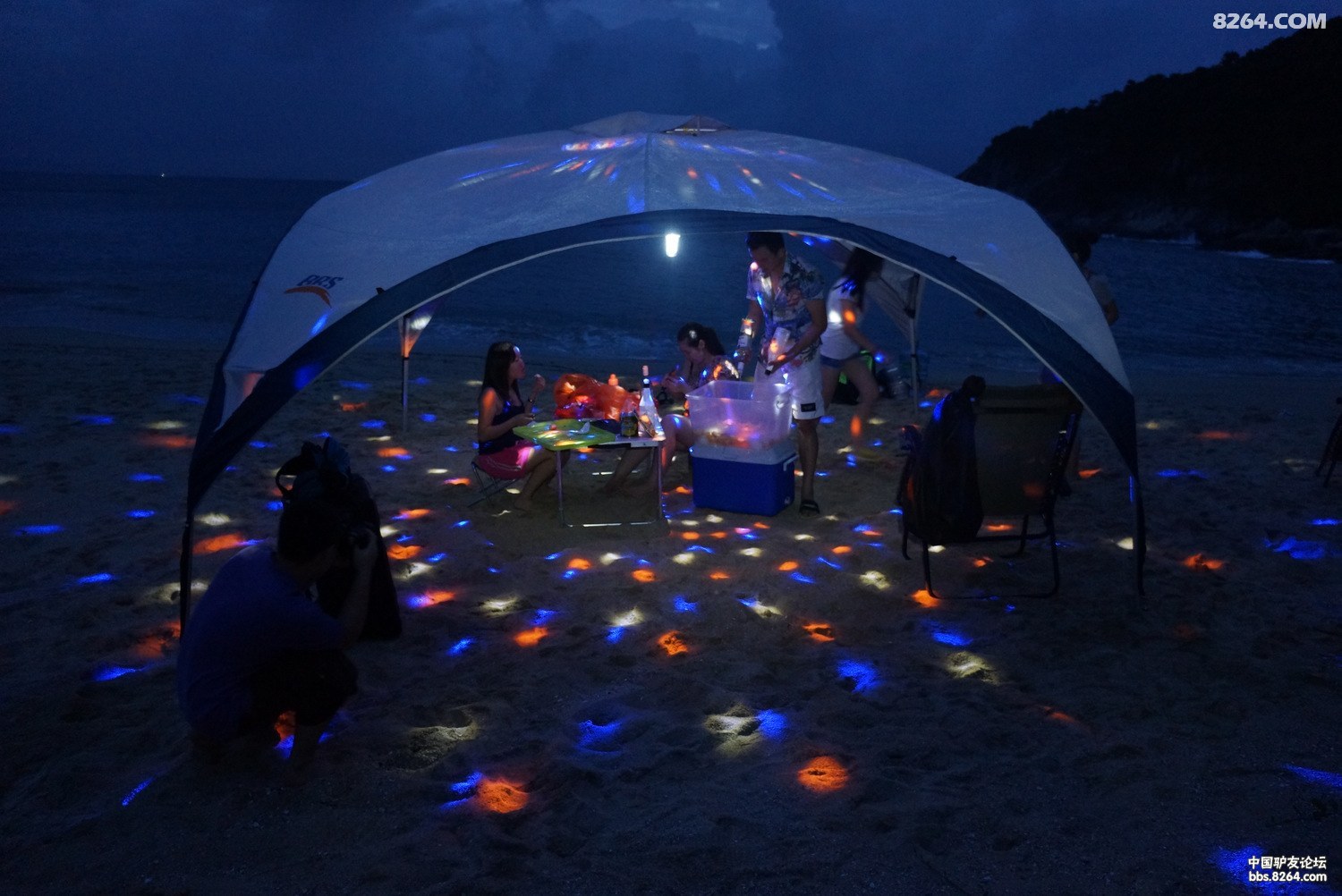 深圳观海湾沙滩的Beach Bar风格,游泳,露营[深