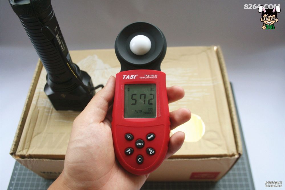 雷神的小锤子--NITECORE(奈特科尔)探索者EA