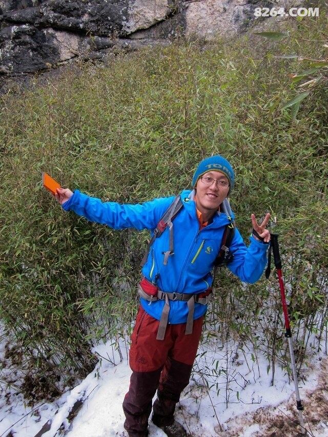 《冰岩探旅》 扶摇直上九千尺 银装素裹冰晶顶