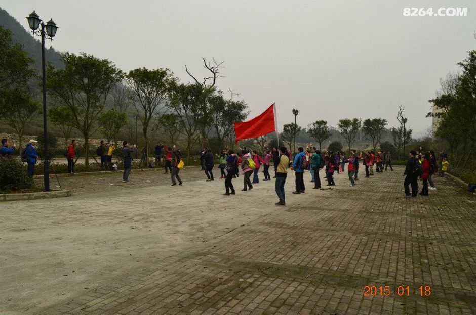 -虎峰山-水天池-为31日夜-群5周年庆-集体舞-小