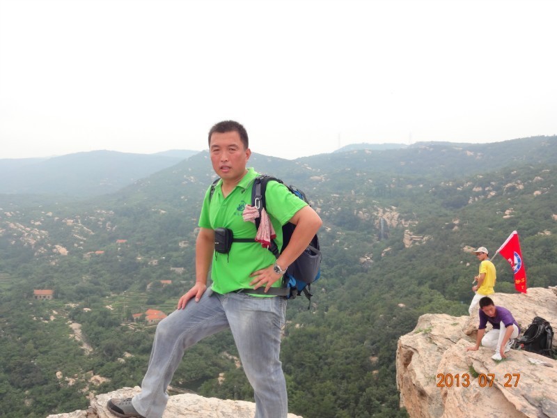 感谢每次参加户外活动总背着沉重的单反机 . 傻