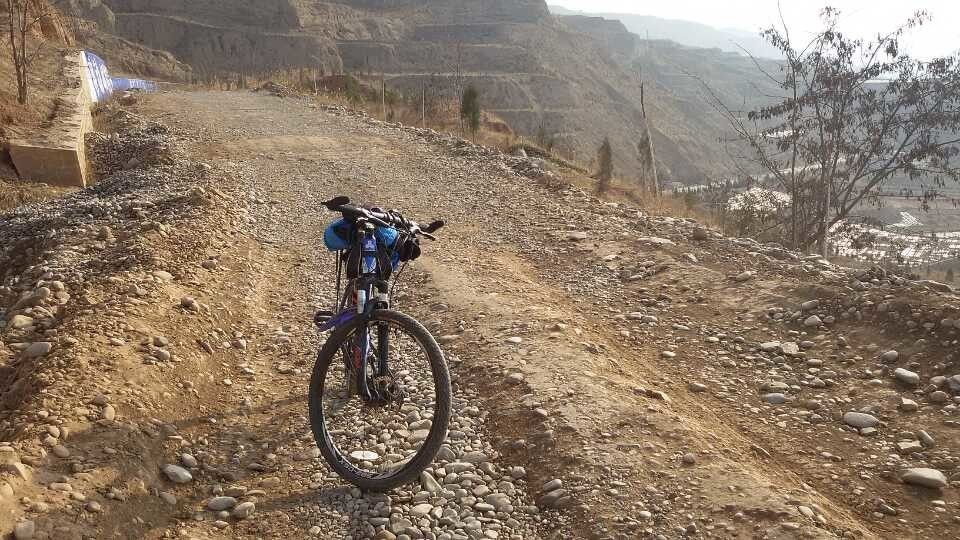 羊年春节民俗活动之七骑行拜访亲人亲戚---感悟