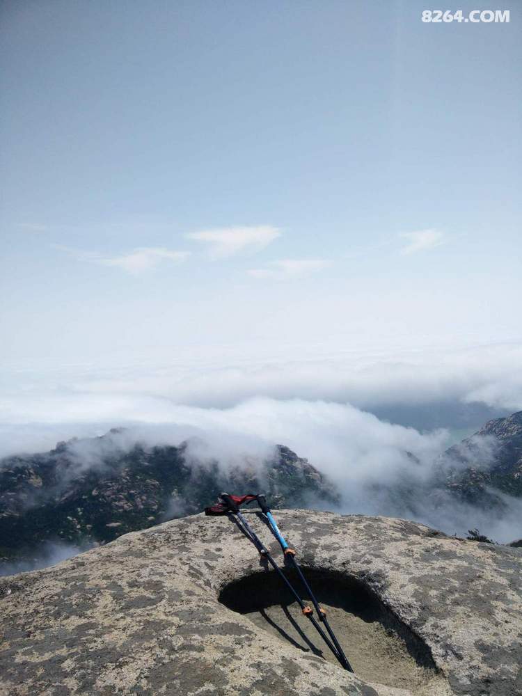 青山瑶池万年船赏云海 真假天书读仙山 - 山东