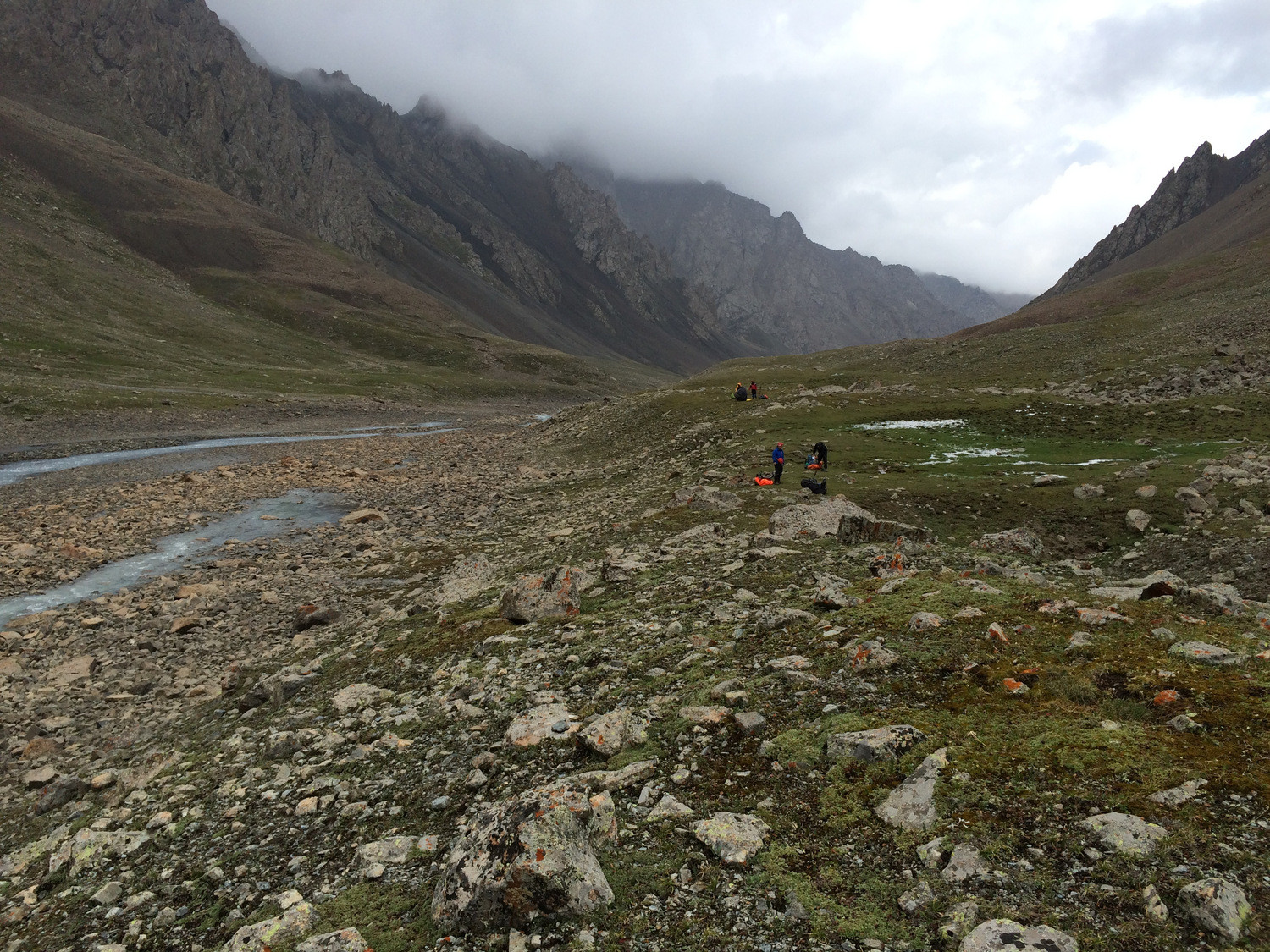漫漫狼塔路,坎坷天山行--坚持下去的平凡之路(