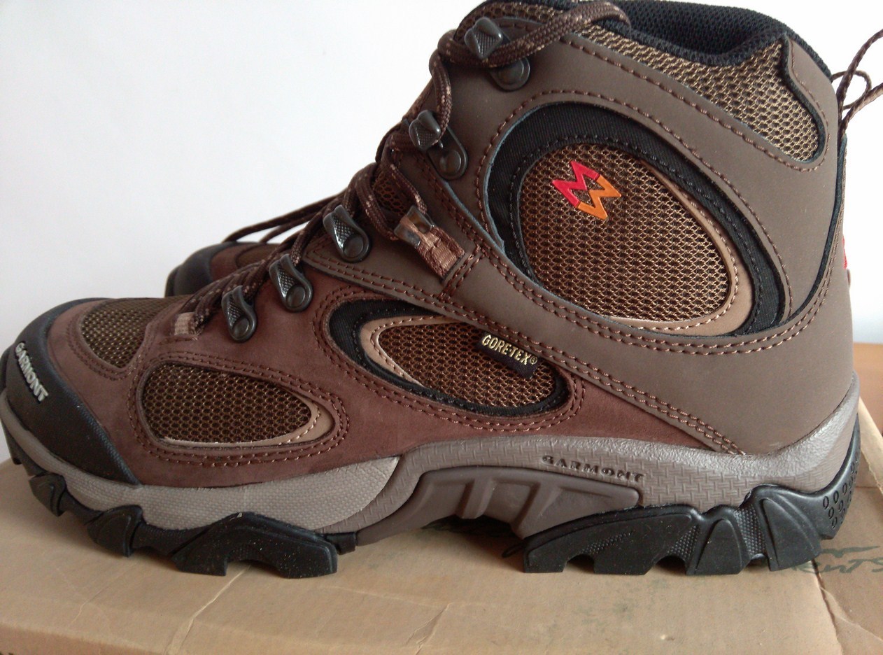 低价转让the north face压缩<em>短裤</em>、garmont<em>中帮</em>