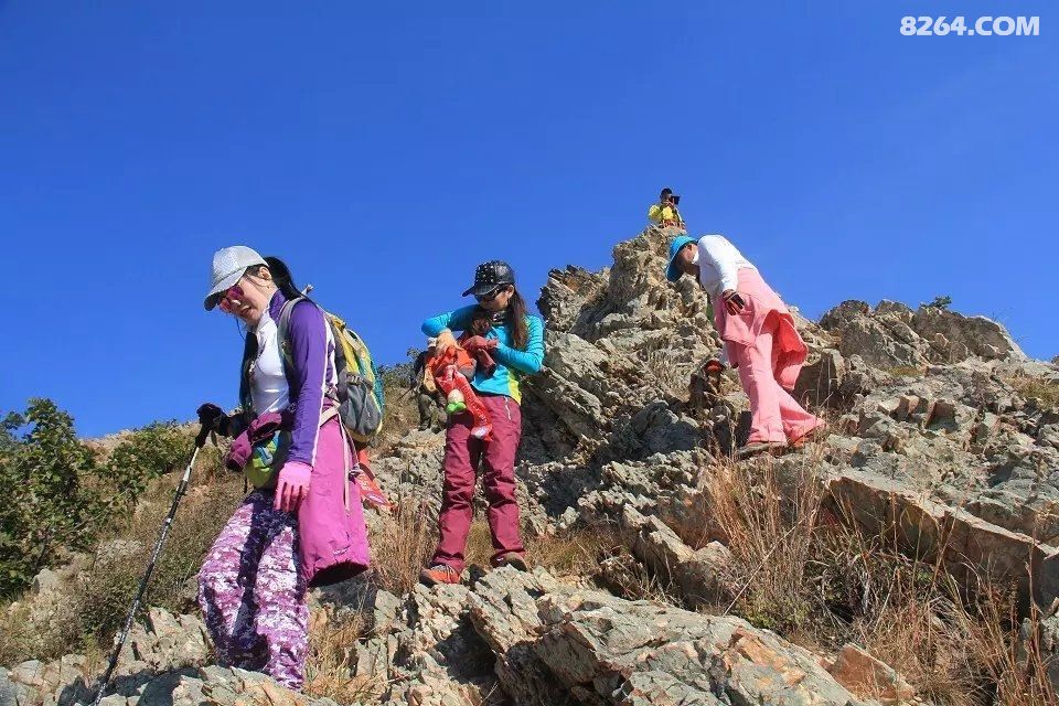 鲅鱼圈雪豹户外周三季户外登山之龙凤山活动回