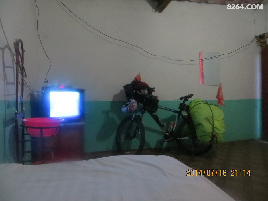 184410avahp7anqpc6tvvd.jpg!t3w825h0