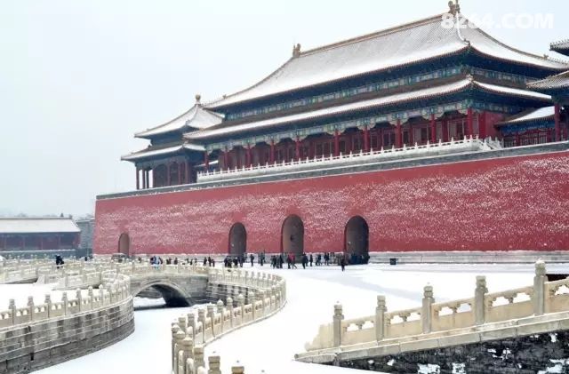 大雪覆盖,一夜北京变北平。TANK007为你找到