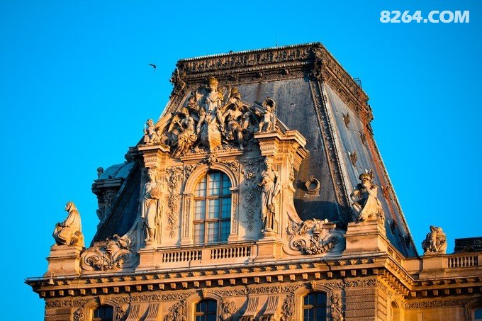 冬日巴黎的温度 塞纳河 跨年 新年游行