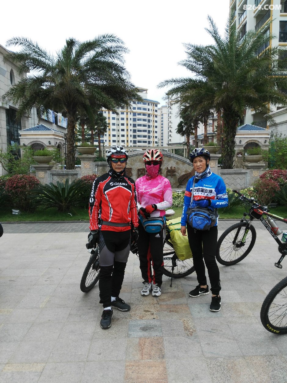 一男二女三人行天涯海角环海南(精彩故事持续更新)