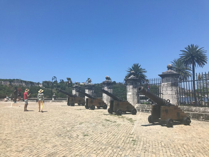 古巴,一定是彩色的。 - 古巴游记攻略 - 8264.co