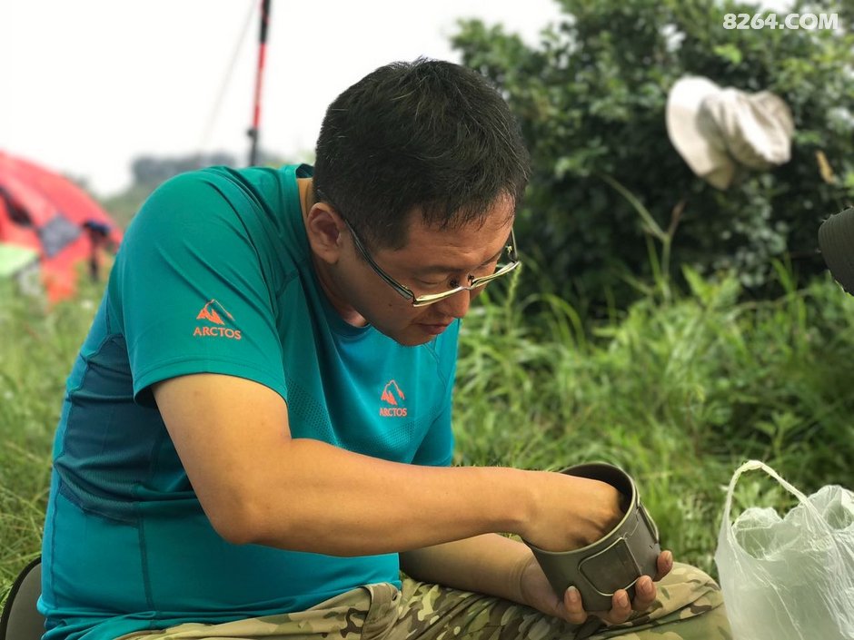 硬汉连魅力记录-舌尖上的户外第一季