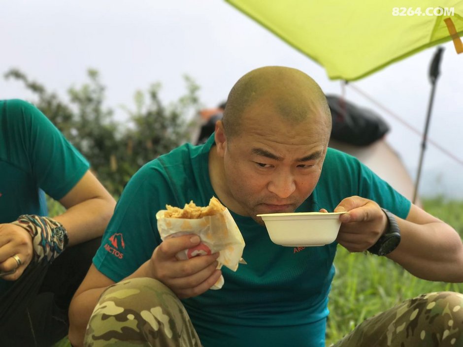 硬汉连魅力记录-舌尖上的户外第一季