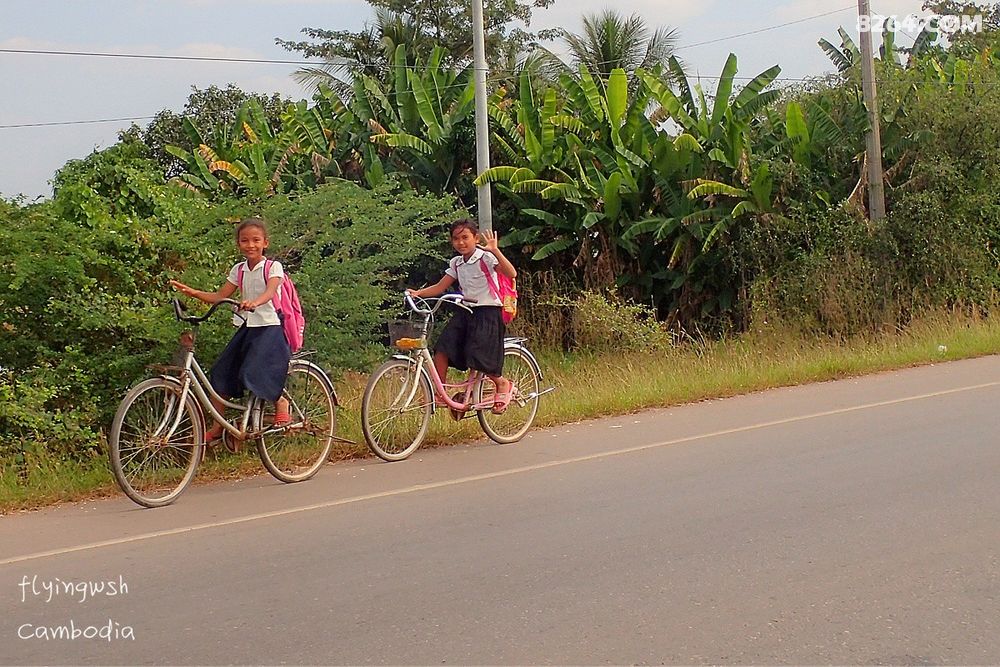 开局一辆车,剩下全靠蹬,我和滚滚的东南亚四国