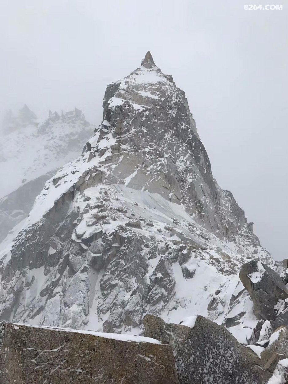 带孩子们体验雪山魅力 登四姑娘山大峰迎新春