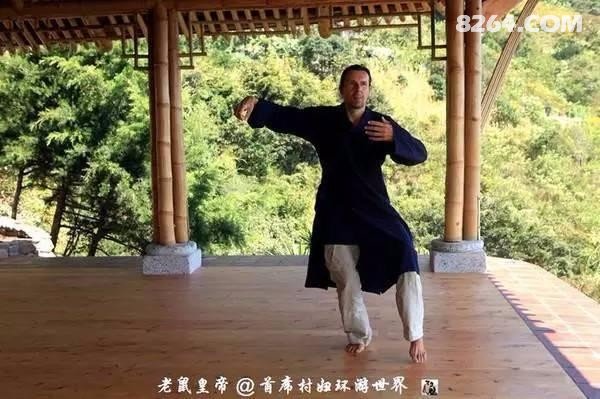 印第安小村景色美,吸引老外选择定居,还有人在