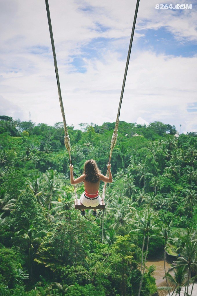 Bali丨浸满雨水与酒精,祈祷美食和爱情