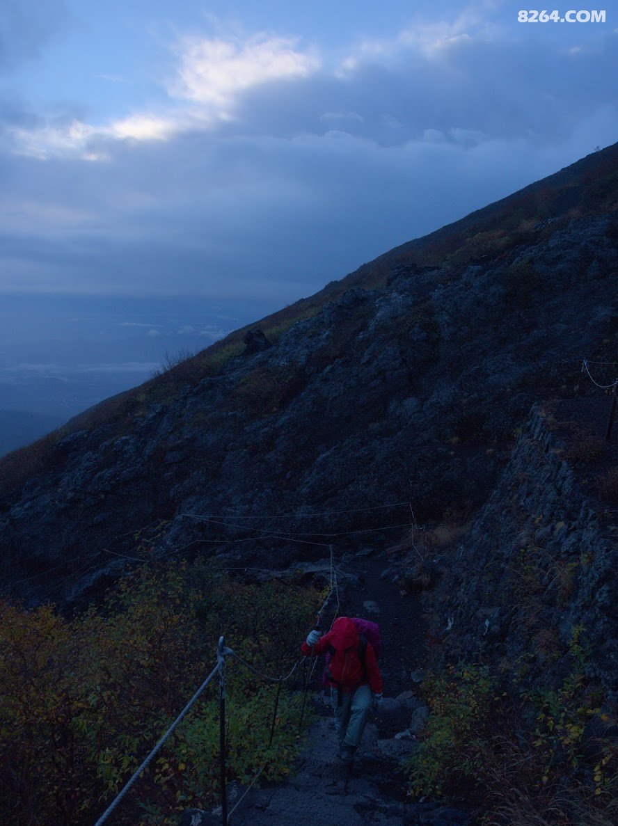 富士山下雪了,突然就决定去看看