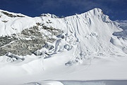 Island Peak (岛峰)