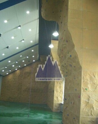 承德一中体育馆攀岩墙官网|地址|电话|怎么样-攀