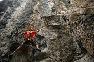 成都大邑鹤鸣山猴子岩攀岩场官网|地址|电话|怎