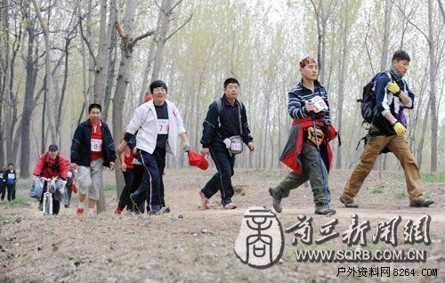 商丘首届黄河故道湿地花海徒步穿越活动举行