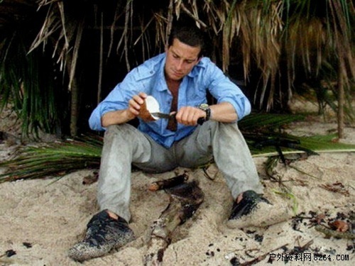 传说中的《荒野求生》贝尔野外求生刀[组图] (