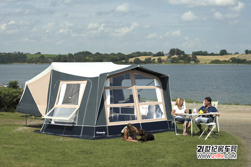 丹麦Camp-let拖挂式C型可折叠房车图片欣赏