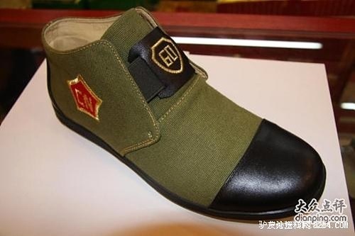登山不只是登山鞋的专利:改良版解放鞋[图]