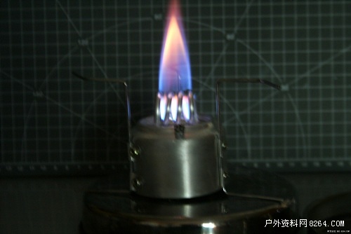 DIY的生活不寂寞 自带炉架的铝管压力酒精炉