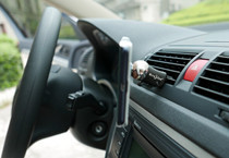 �ΰ� NiteIze ˹��������AC������ֻ�֧������